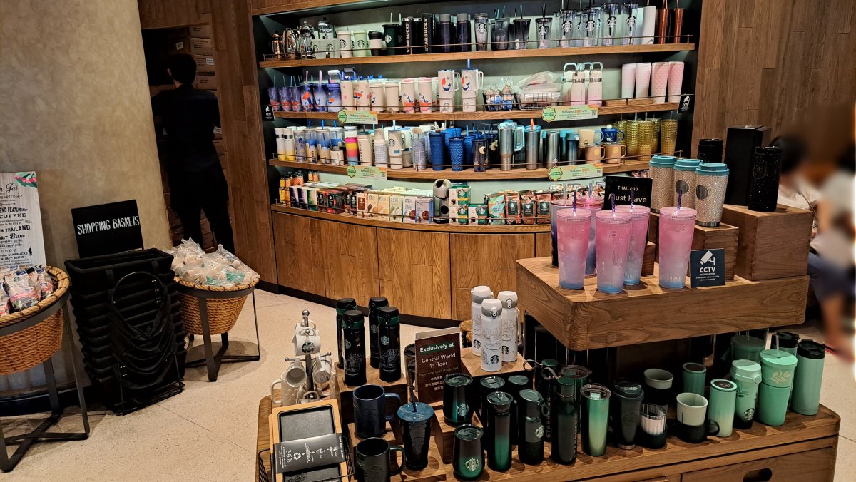 「セントラルワールド」店のグッズ売り場