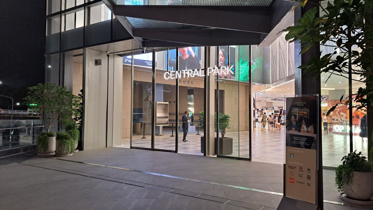 Central Park の入り口