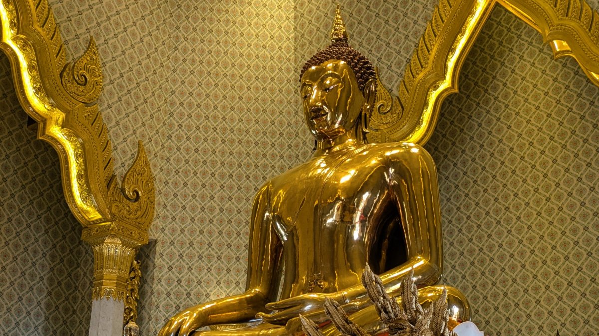 黄金仏（ゴールデンブッダ／Phra Phuttha Maha Suwana Patimakon）