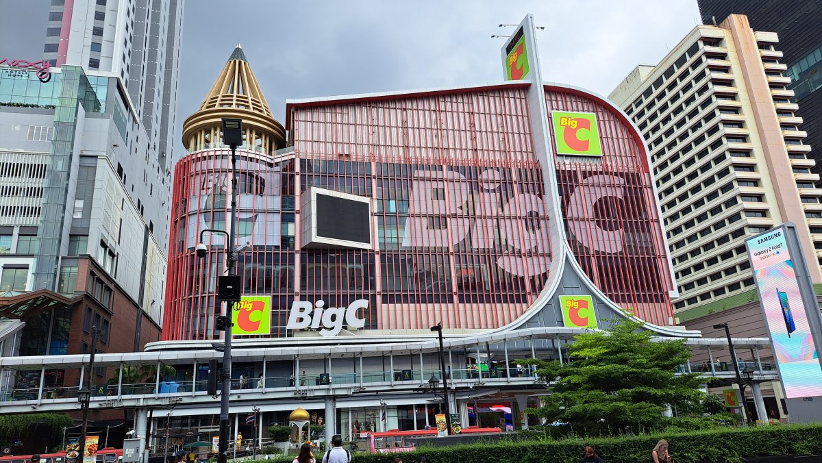 大型スーパーマーケット「Big C」