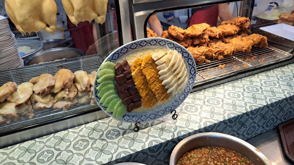 名物の超特盛セット