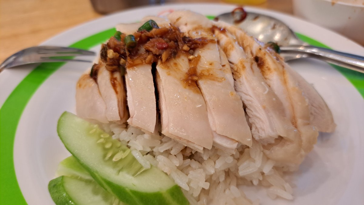 緑のカオマンガイ