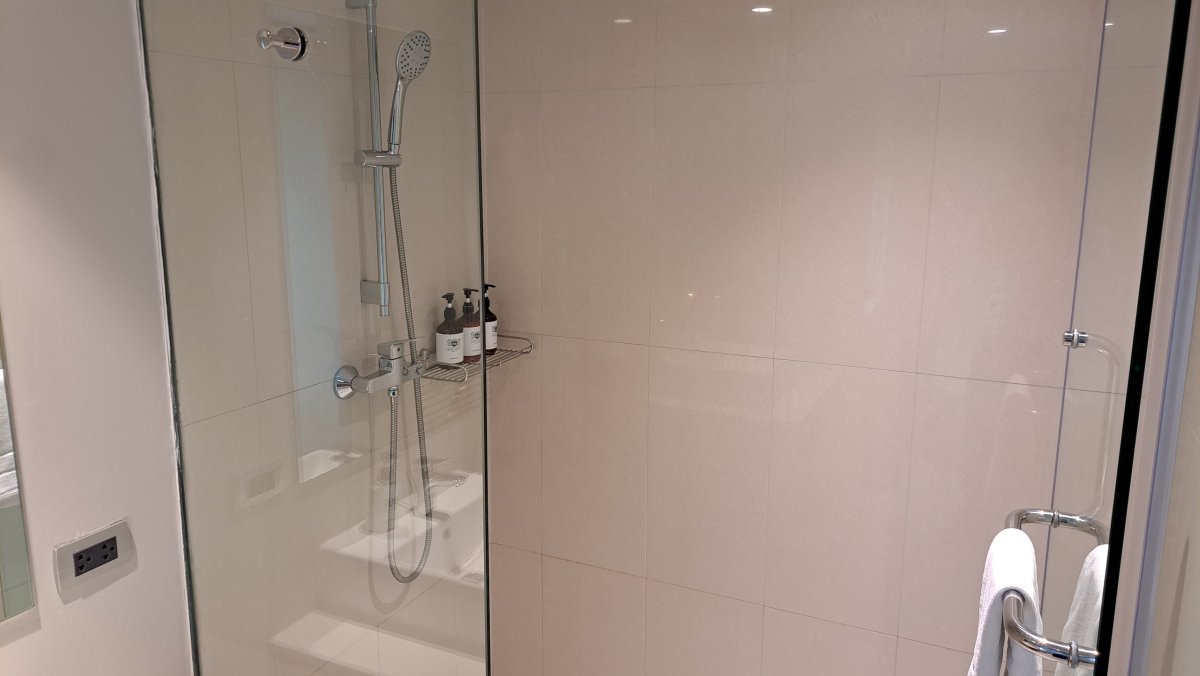 「西鉄ホテル クルーム バンコク シーロム」のシャワールーム