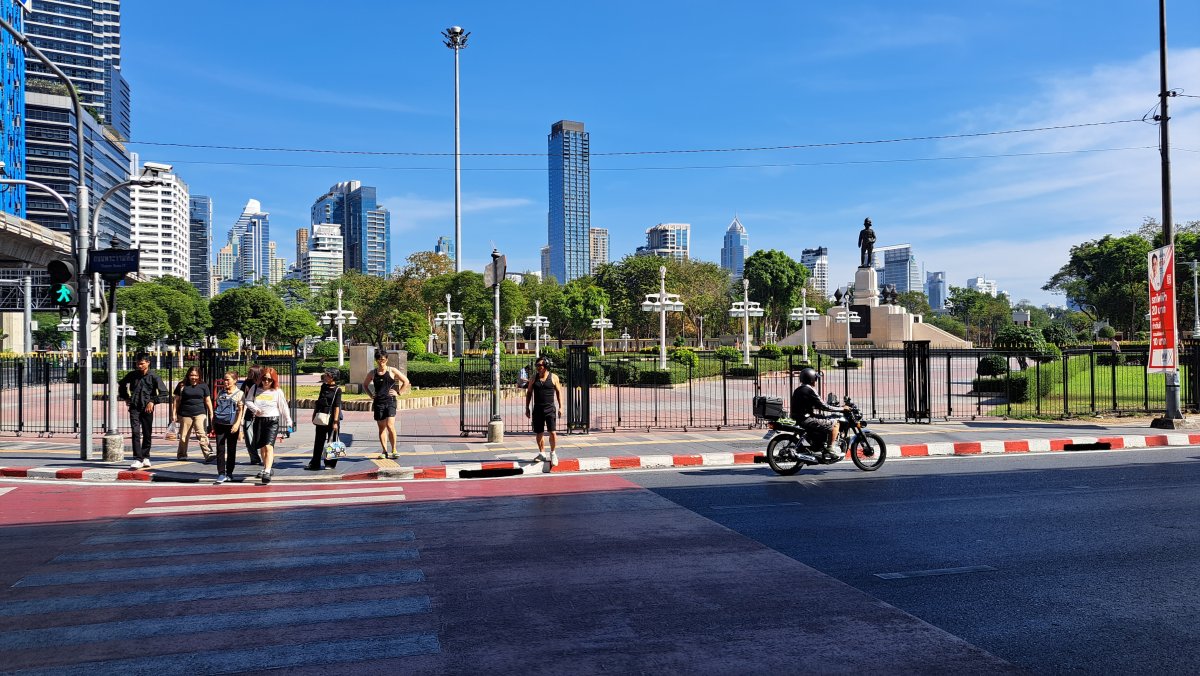 ルンビニー公園の入り口