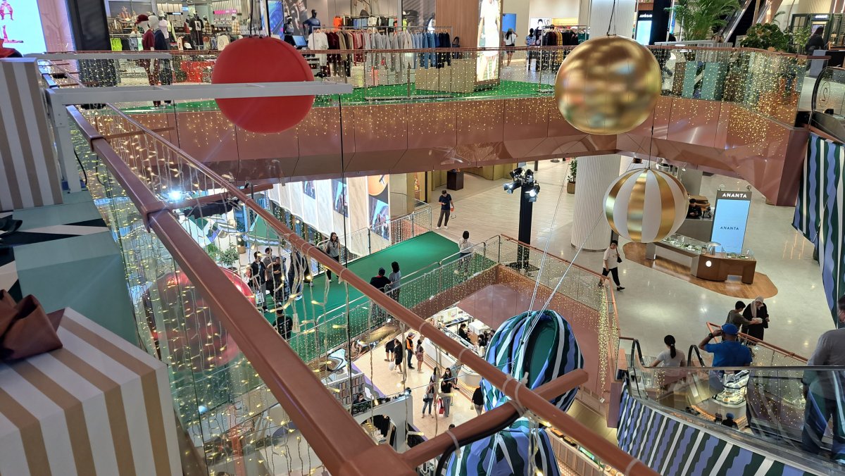 セントラルパークの館内、空間の工夫が素晴らしい