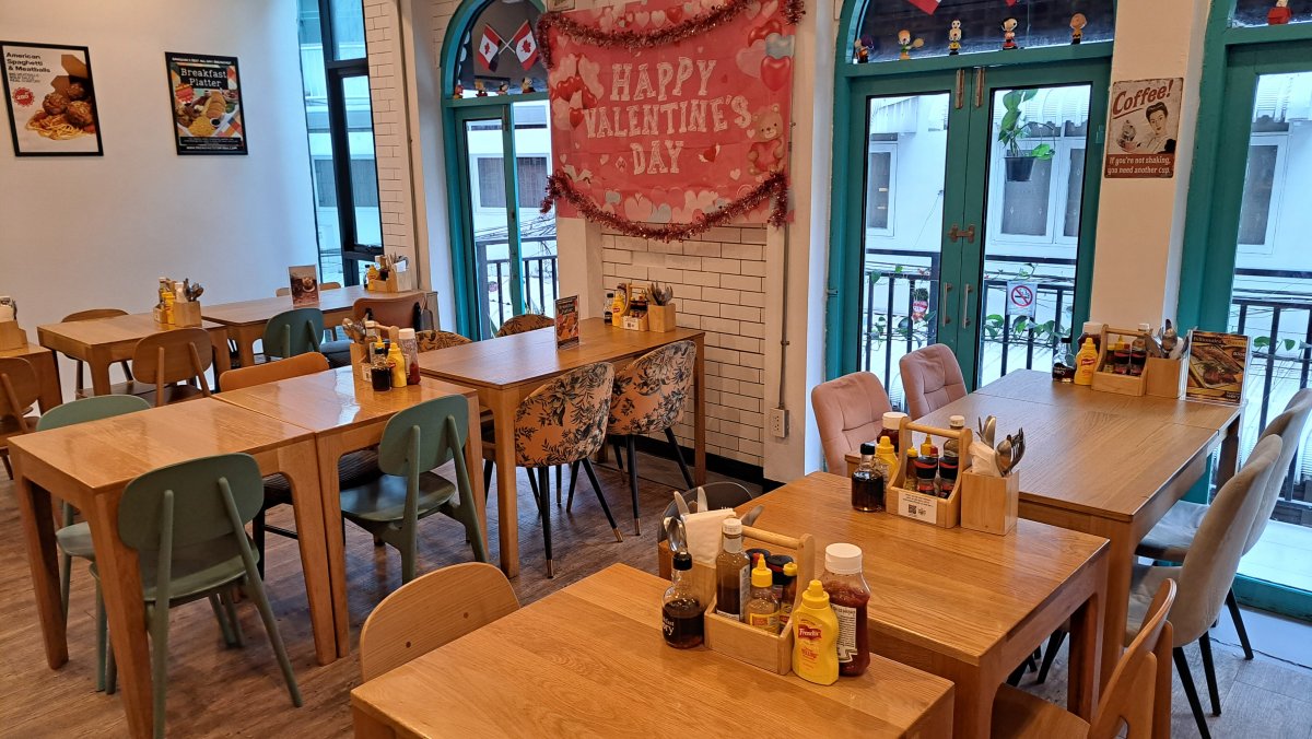 平日朝7時ごろの様子