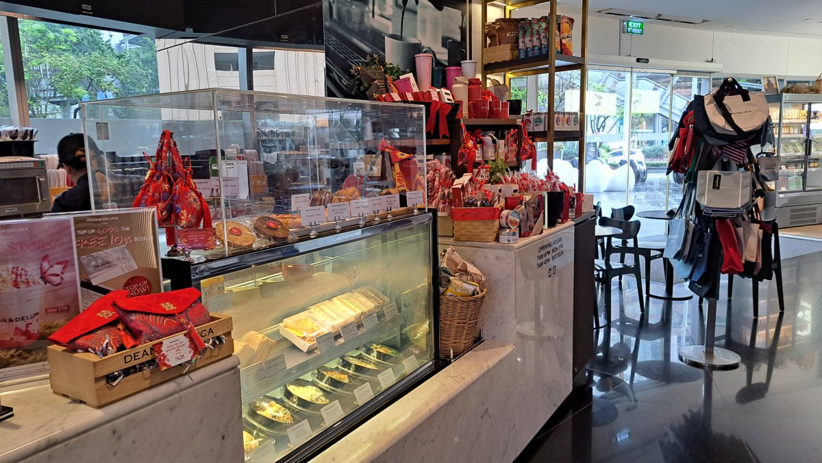 「Sathorn Square」店のカフェ