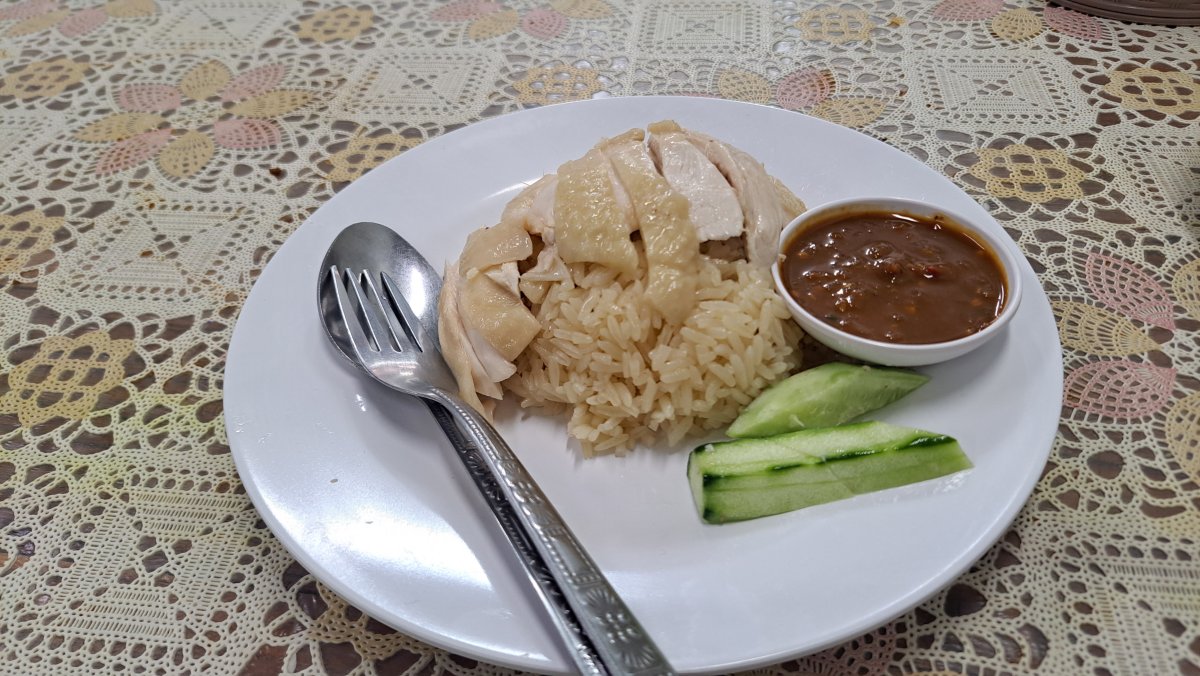 ヘンヘンカオマンガイのカオマンガイ