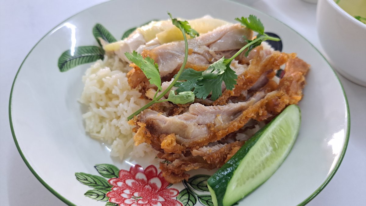 メンポーチャナーのカオマンガイ