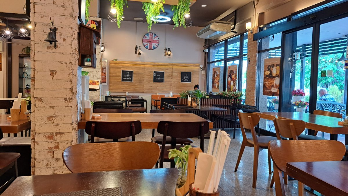 Doi Soi 12 Cafe の店内