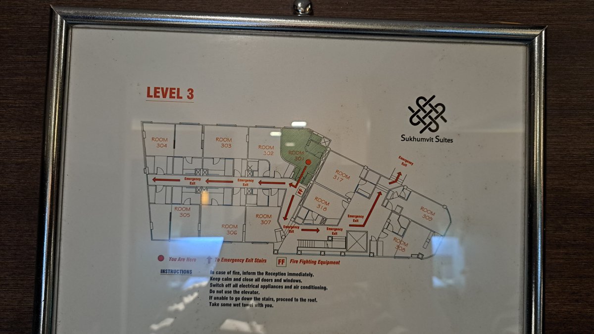 Sukhumvit Suites Hotel（スクンビットスイーツホテル）館内図