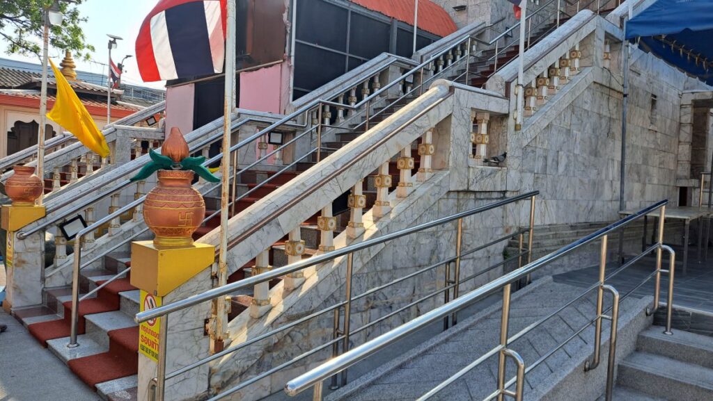 ヴィシュヌ寺院の大理石