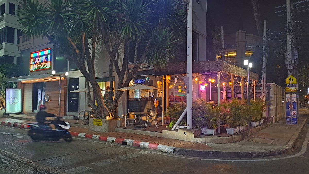 日本人向けバー