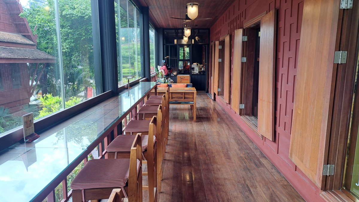 カウンターカフェ