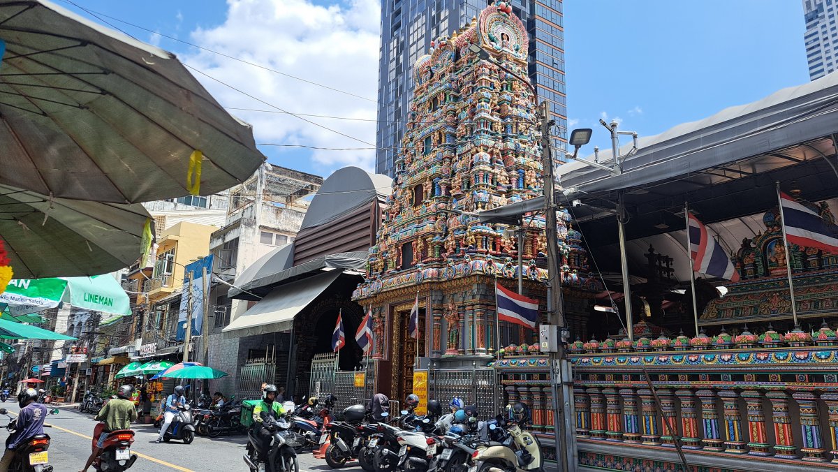 南インド様式の建築美