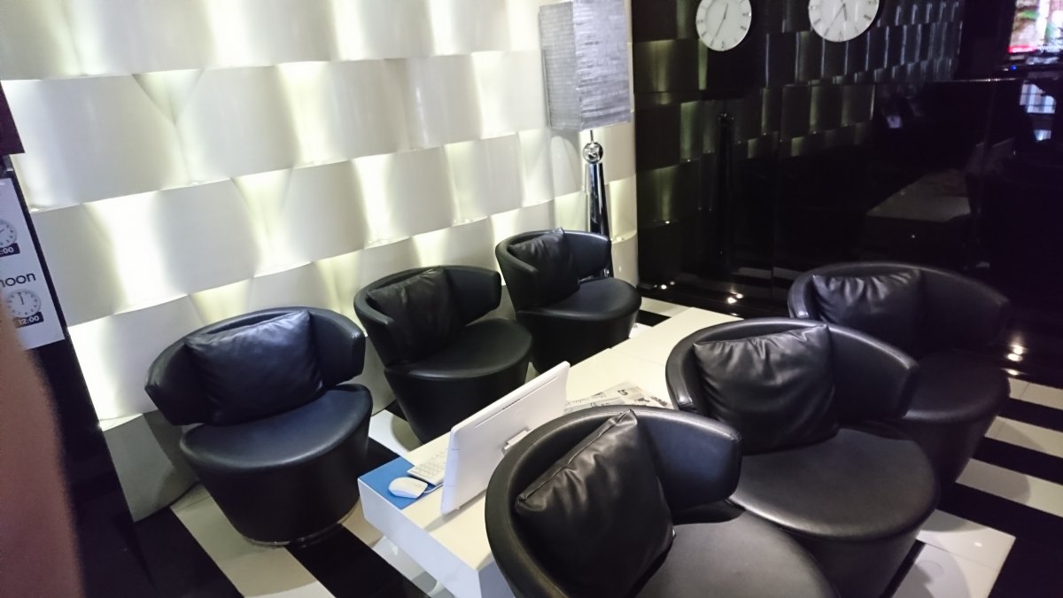 Sukhumvit Suites Hotel(スクンビットスイートホテル)のロビー(フロント)