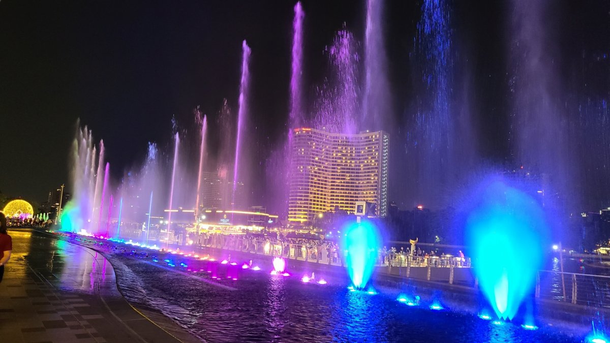 アイコンサイアムの噴水ショー