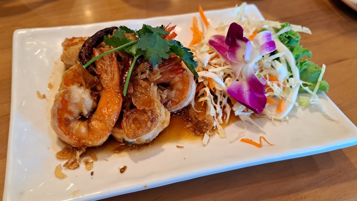 Deep Fried Shrimp in Thailand Sauce
